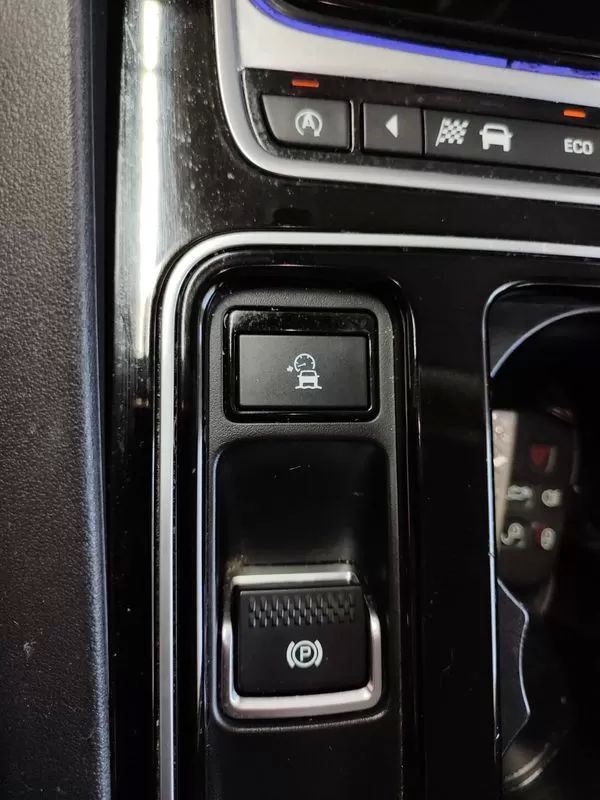 jaguar-f-pace-2017-diesel-1999cc