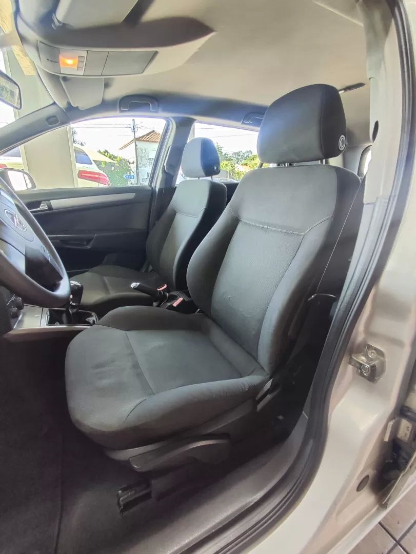 opel-astra-caravan-2005-gasolina-1364cc