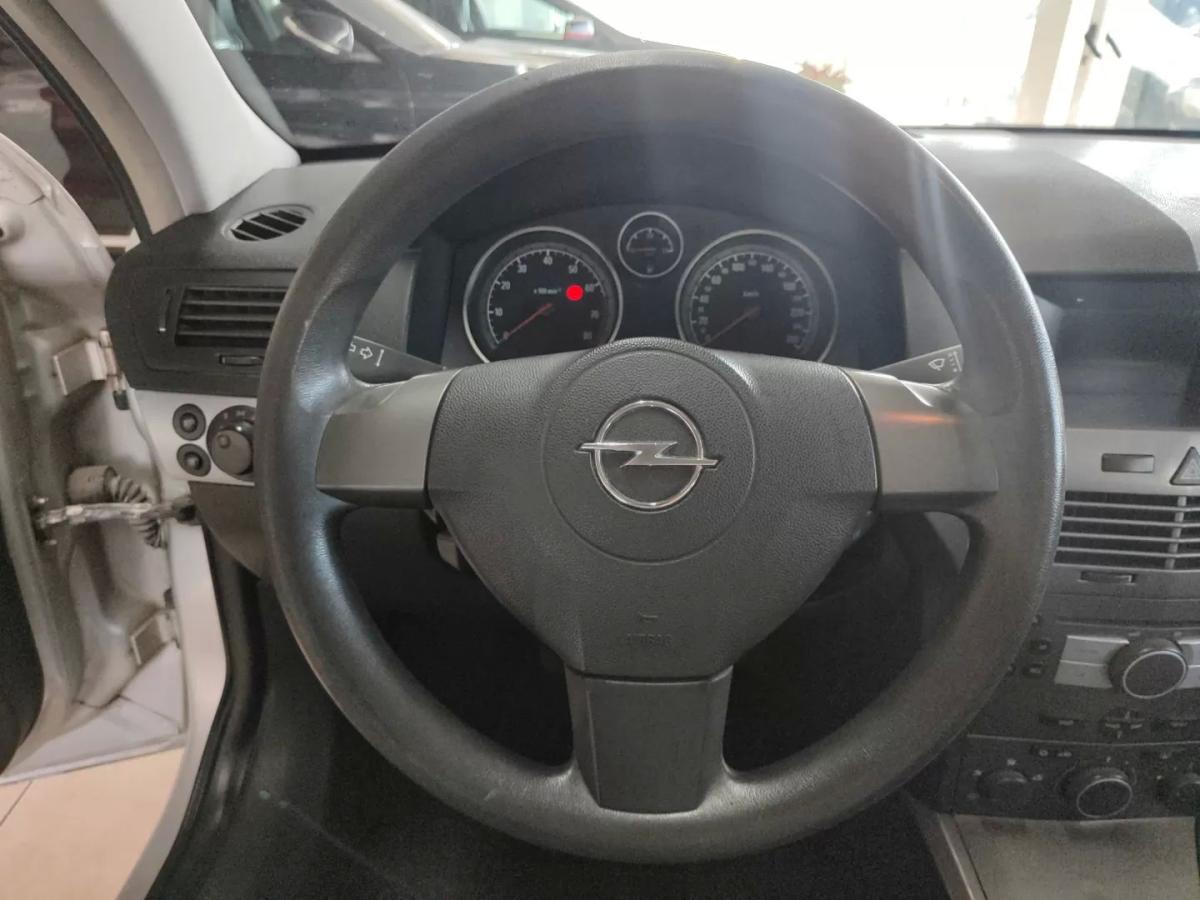 opel-astra-caravan-2005-gasolina-1364cc