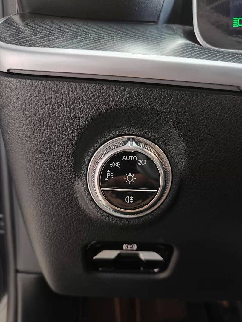 mercedes-benz-classe-c-2022-hibrido-a-gasolina-1999cc
