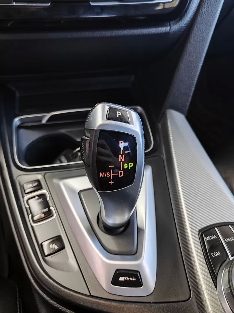 bmw-serie-3-2018-hibrido-a-gasolina-1998cc
