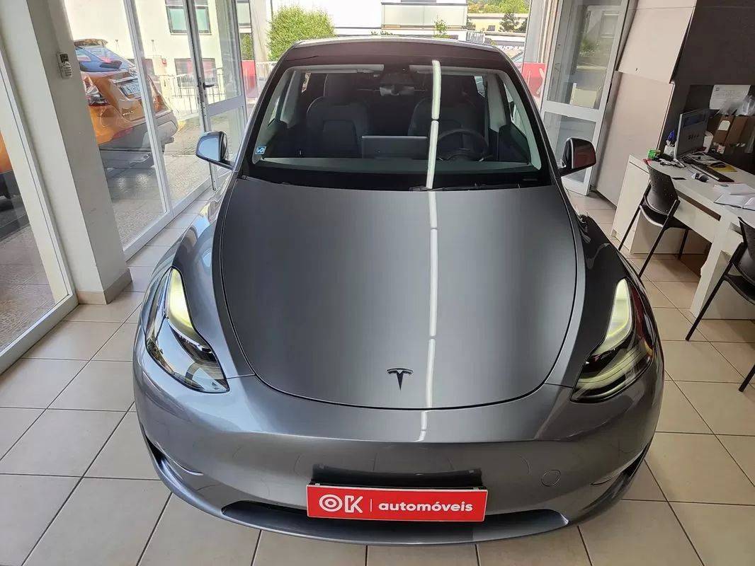 tesla-model-y-2023-eletrico-200cc