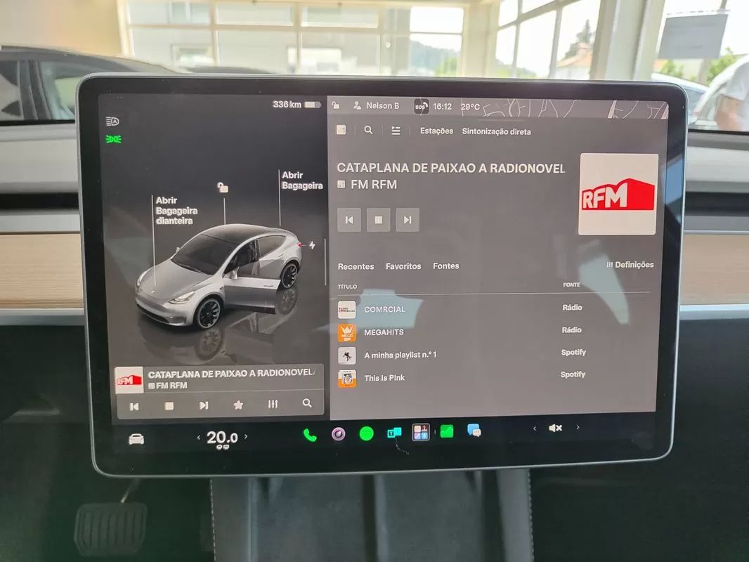 tesla-model-y-2023-eletrico-200cc