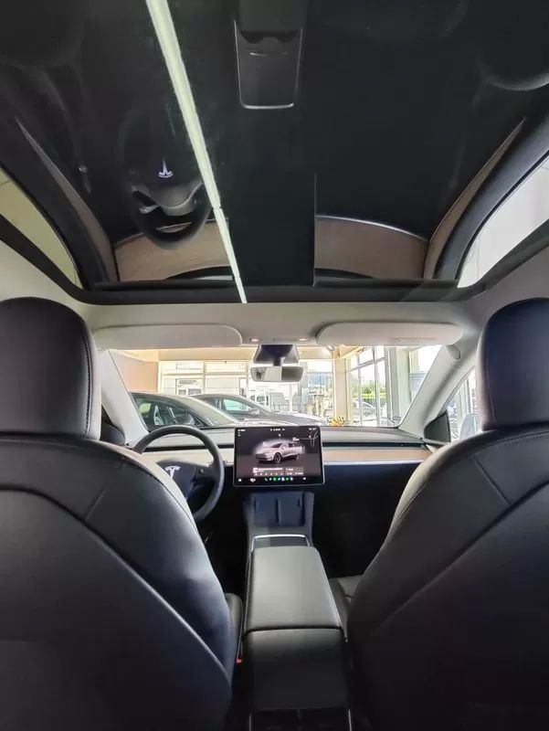 tesla-model-y-2023-eletrico-200cc