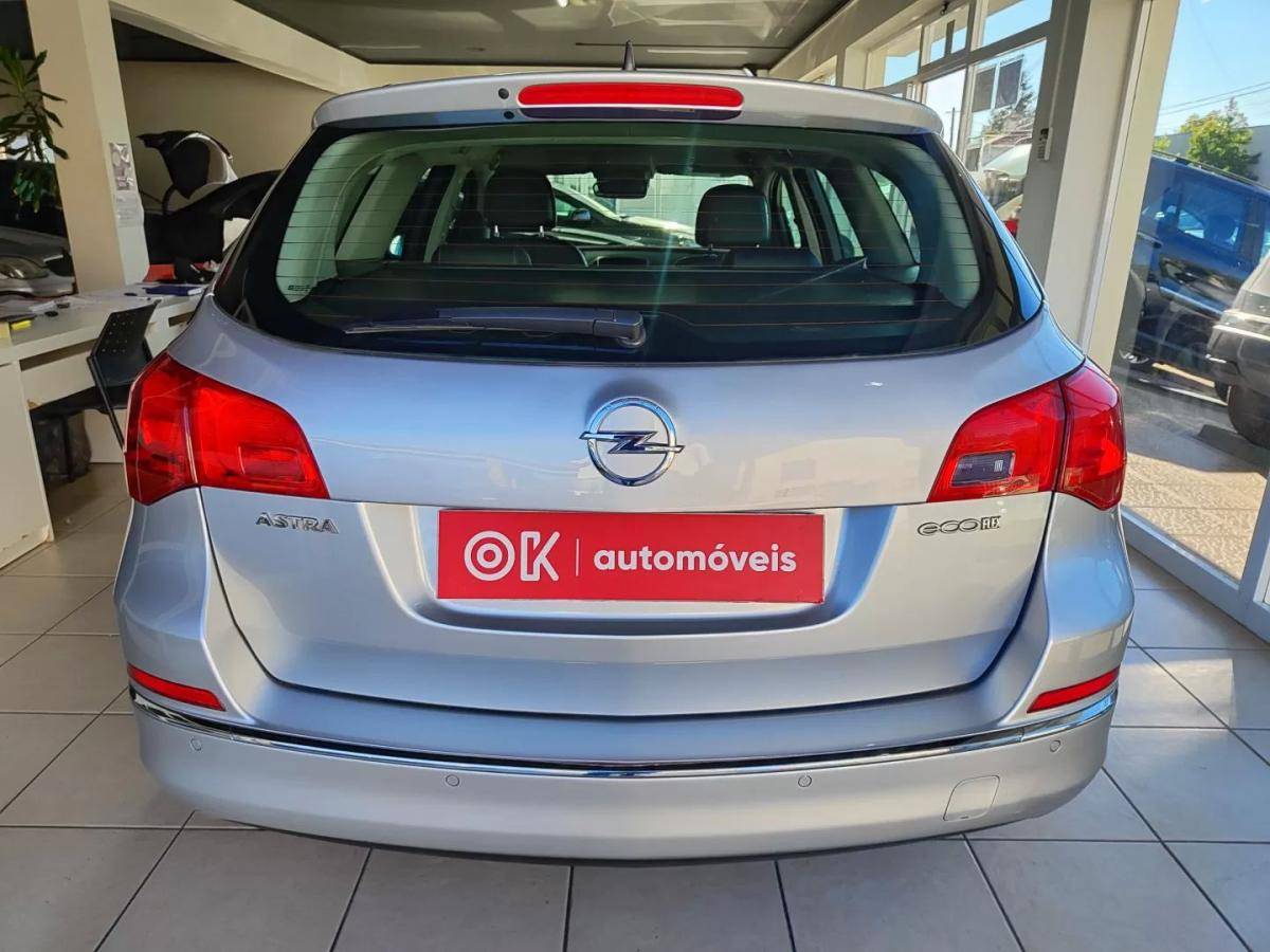 opel-astra-2015-gpl-1364cc