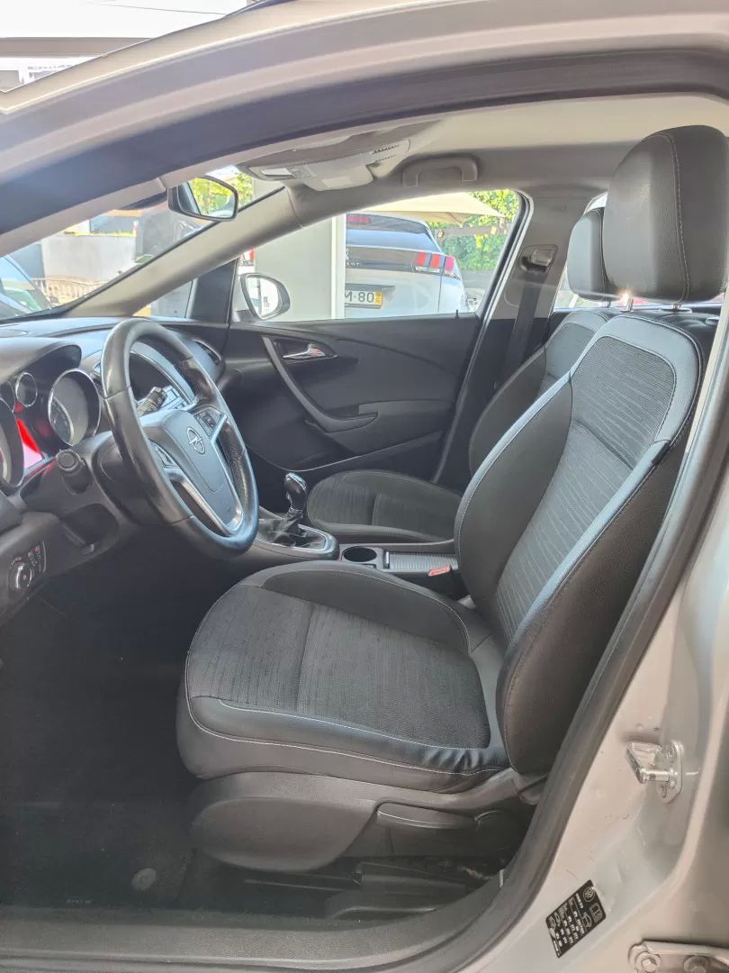 opel-astra-2015-gpl-1364cc