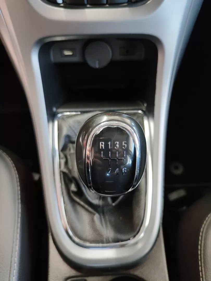 opel-astra-2015-gpl-1364cc