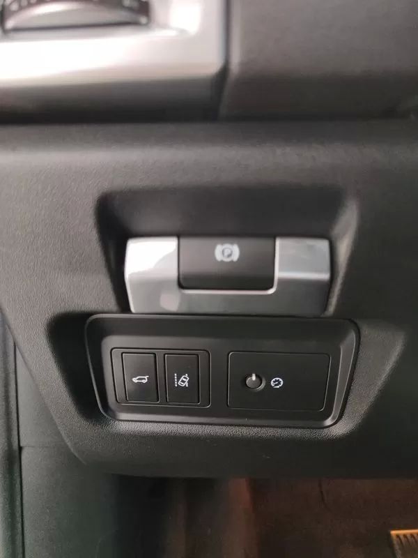 jaguar-e-pace-2020-diesel-1999cc