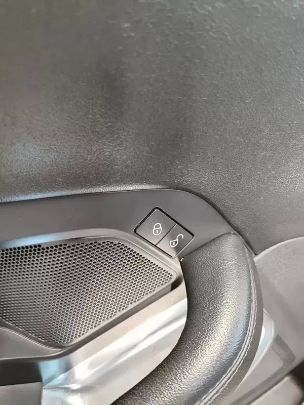 jaguar-e-pace-2020-diesel-1999cc