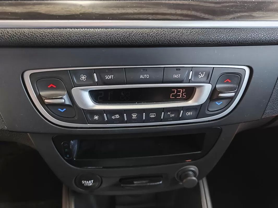 renault-megane-sport-tourer-2009-diesel-1461cc