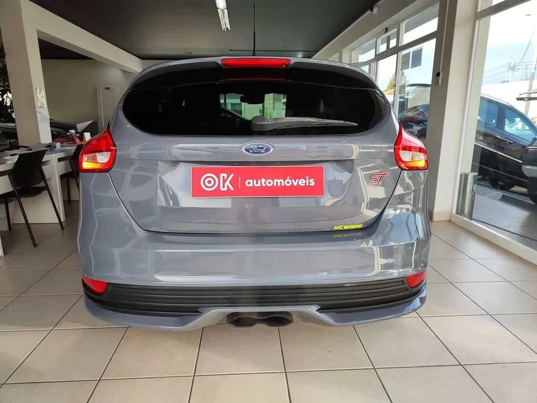 ford-focus-2015-gasolina-1999cc