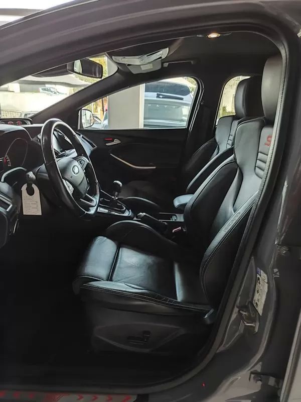 ford-focus-2015-gasolina-1999cc
