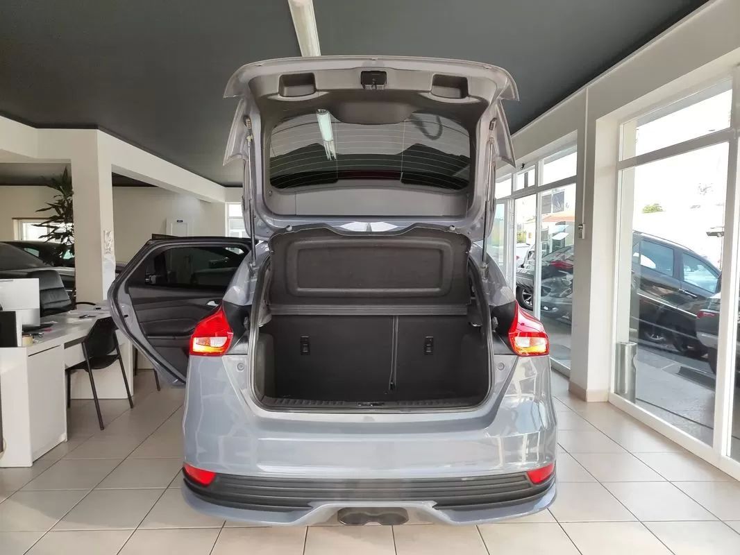 ford-focus-2015-gasolina-1999cc