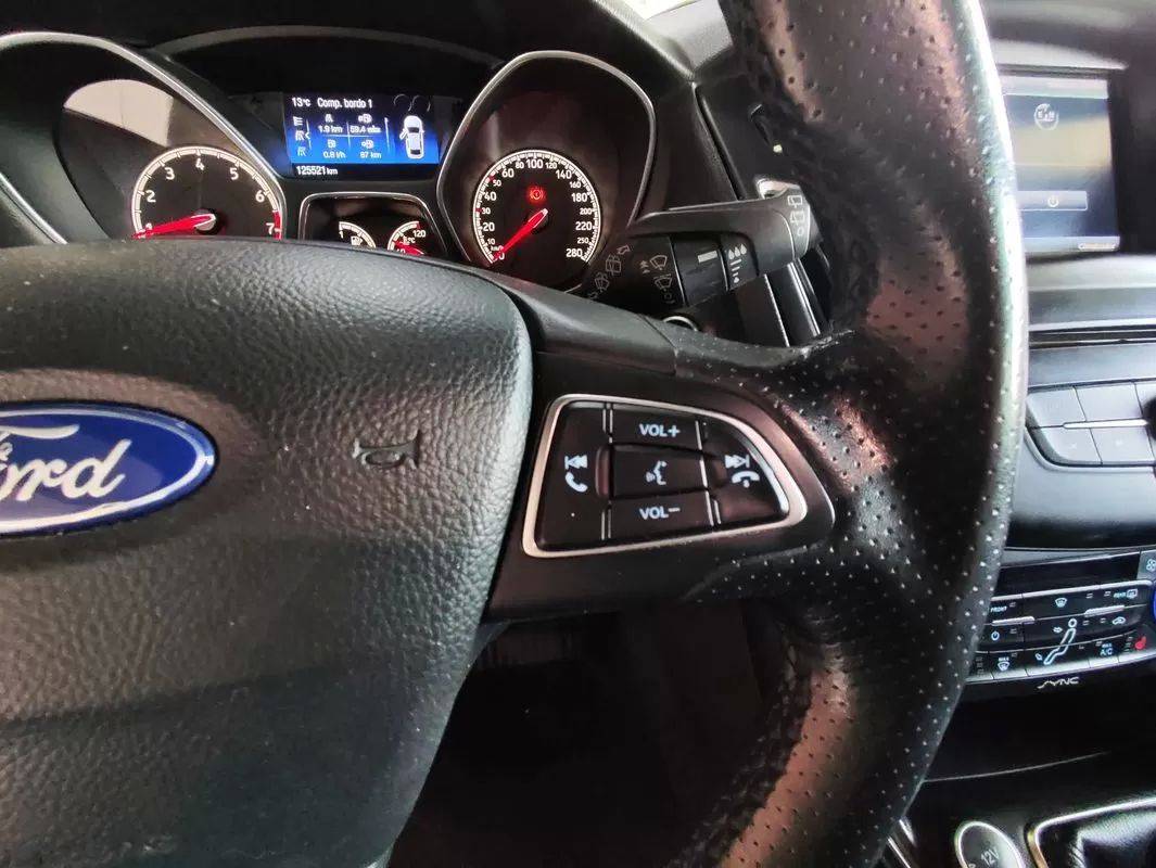 ford-focus-2015-gasolina-1999cc