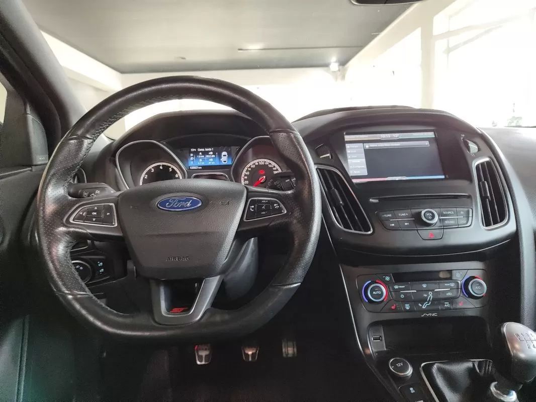 ford-focus-2015-gasolina-1999cc