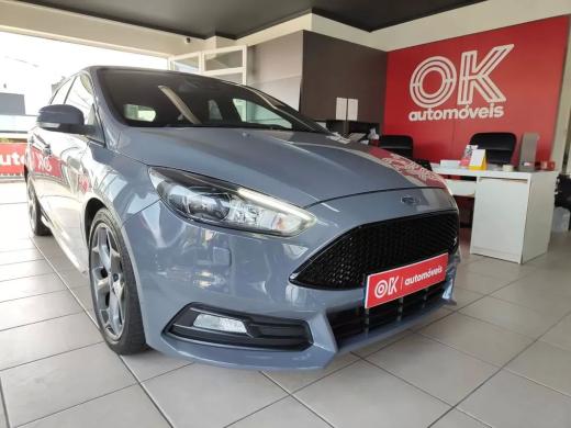 ford-focus-2015-gasolina-1999cc