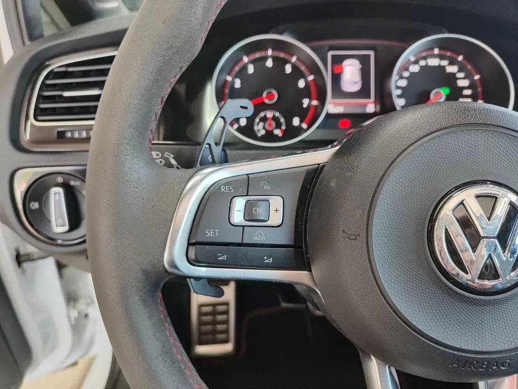 volkswagen-golf-2017-gasolina-1984cc