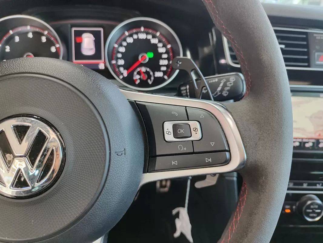 volkswagen-golf-2017-gasolina-1984cc