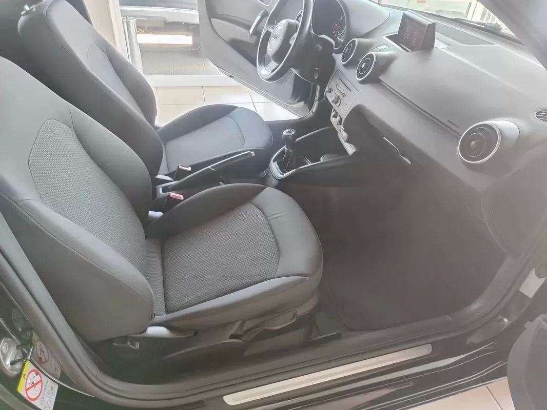 audi-a1-2011-diesel-1598cc
