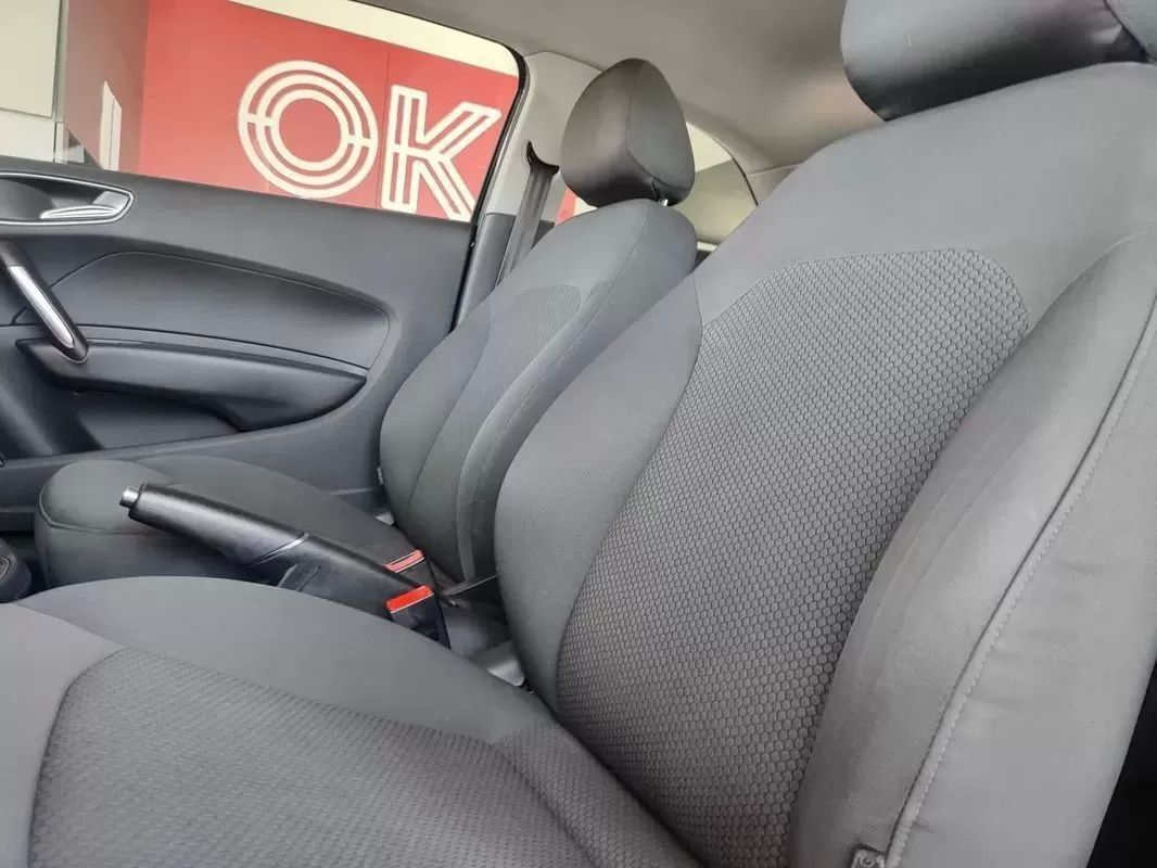 audi-a1-2011-diesel-1598cc
