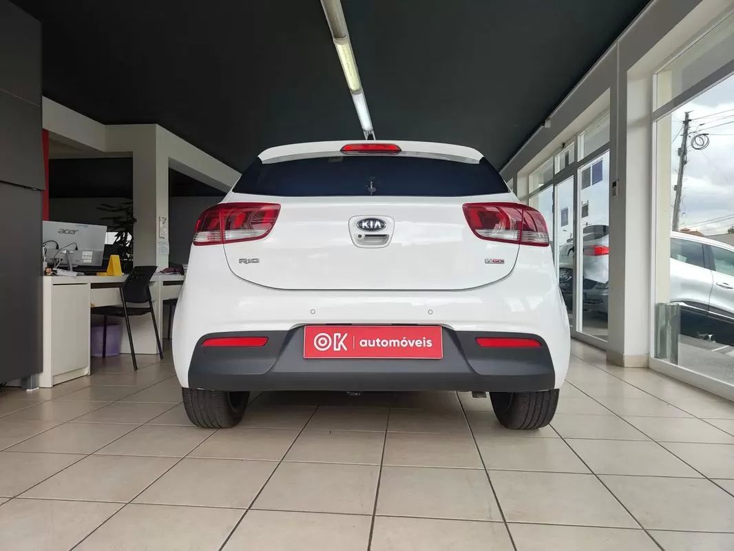 kia-rio-2018-gasolina-998cc