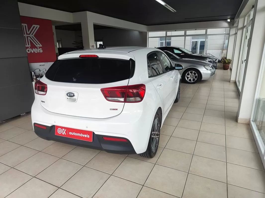 kia-rio-2018-gasolina-998cc