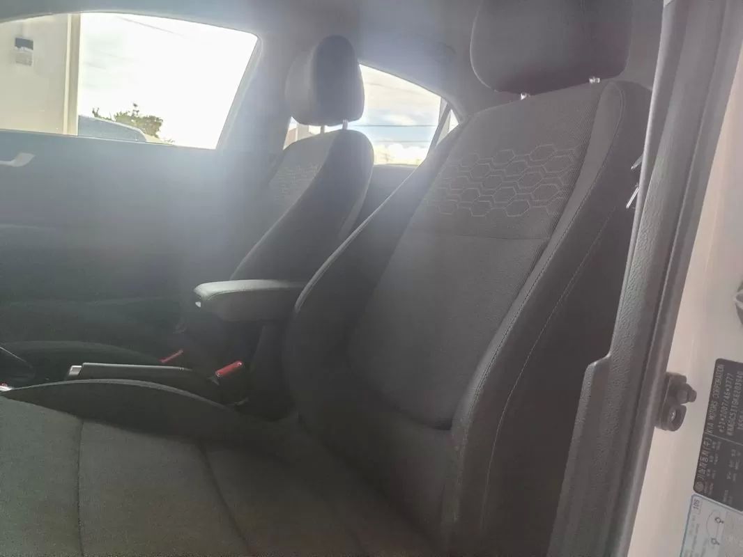 kia-rio-2018-gasolina-998cc
