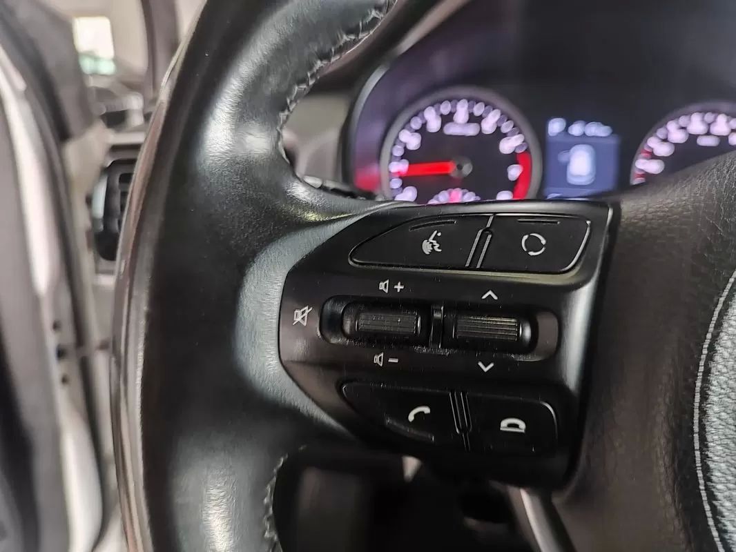 kia-rio-2018-gasolina-998cc