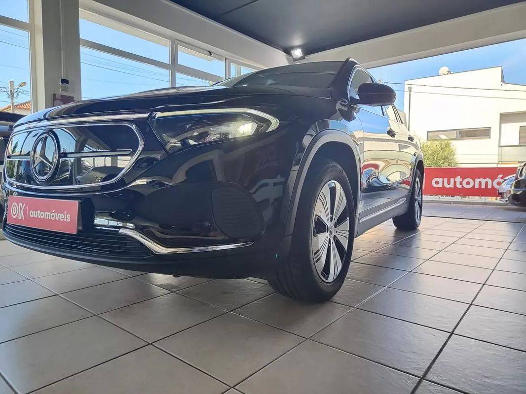 mercedes-benz-eqa-2022-eletrico-200cc
