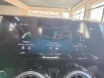 mercedes-benz-eqa-2022-eletrico-200cc