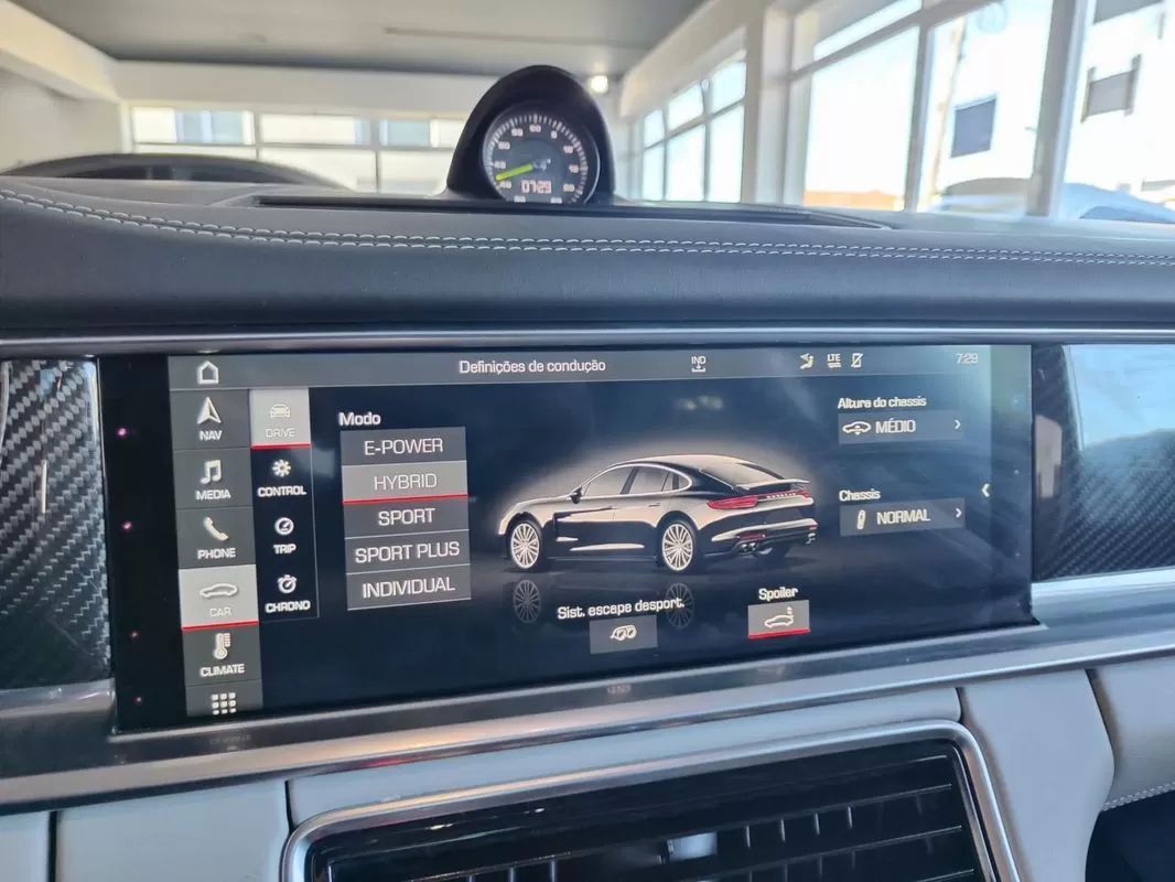 porsche-panamera-2017-hibrido-2894cc