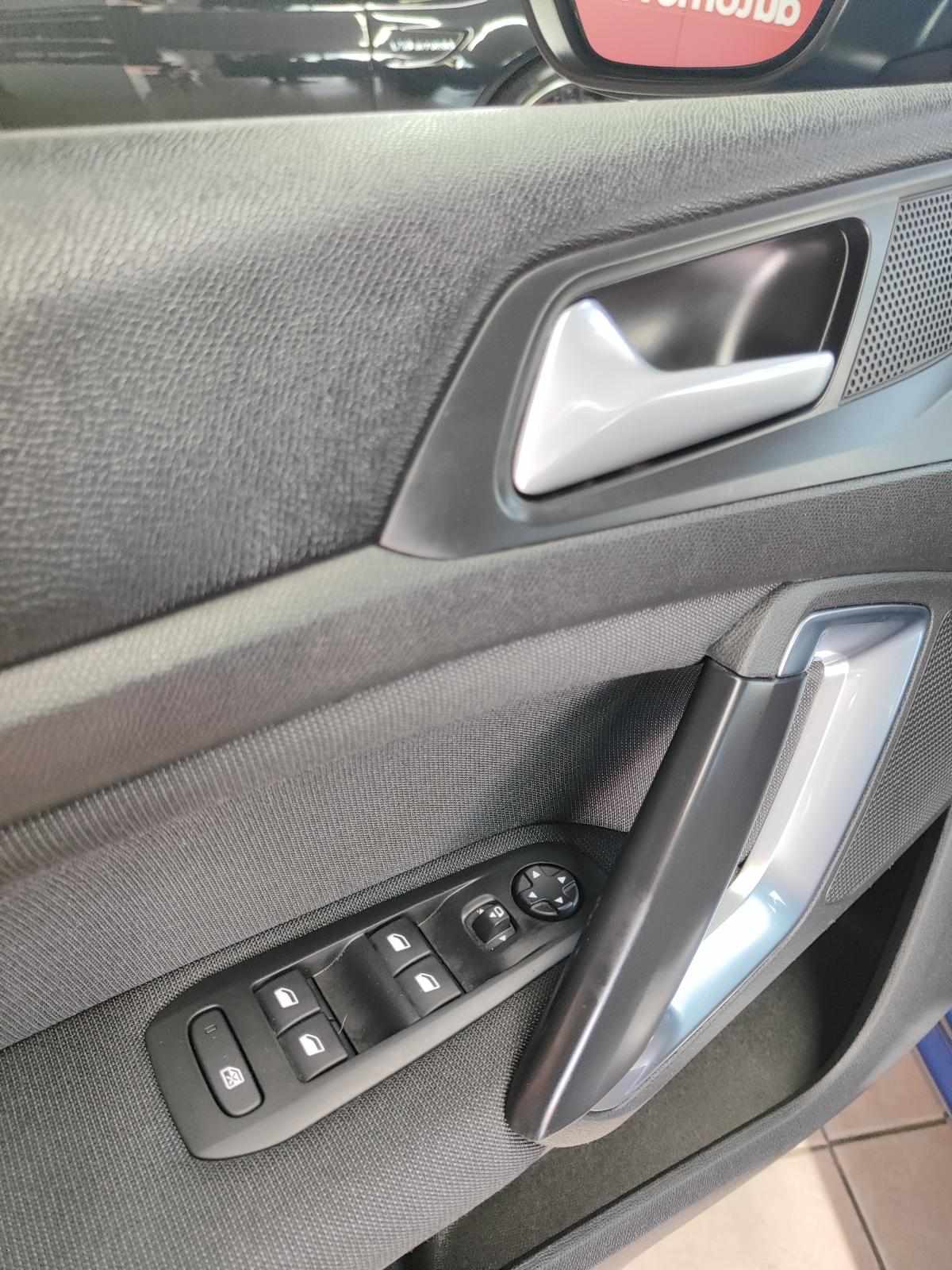 peugeot-308-sw-2018-diesel-1499cc