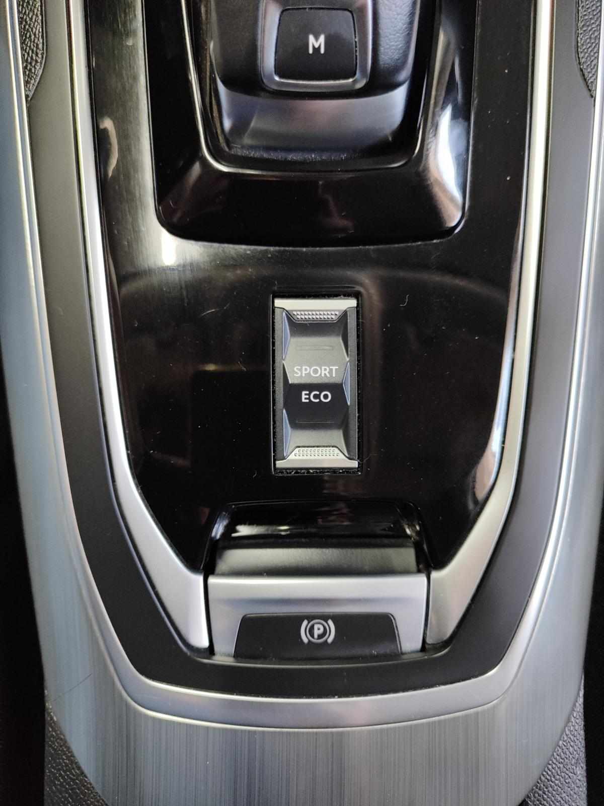 peugeot-308-sw-2018-diesel-1499cc