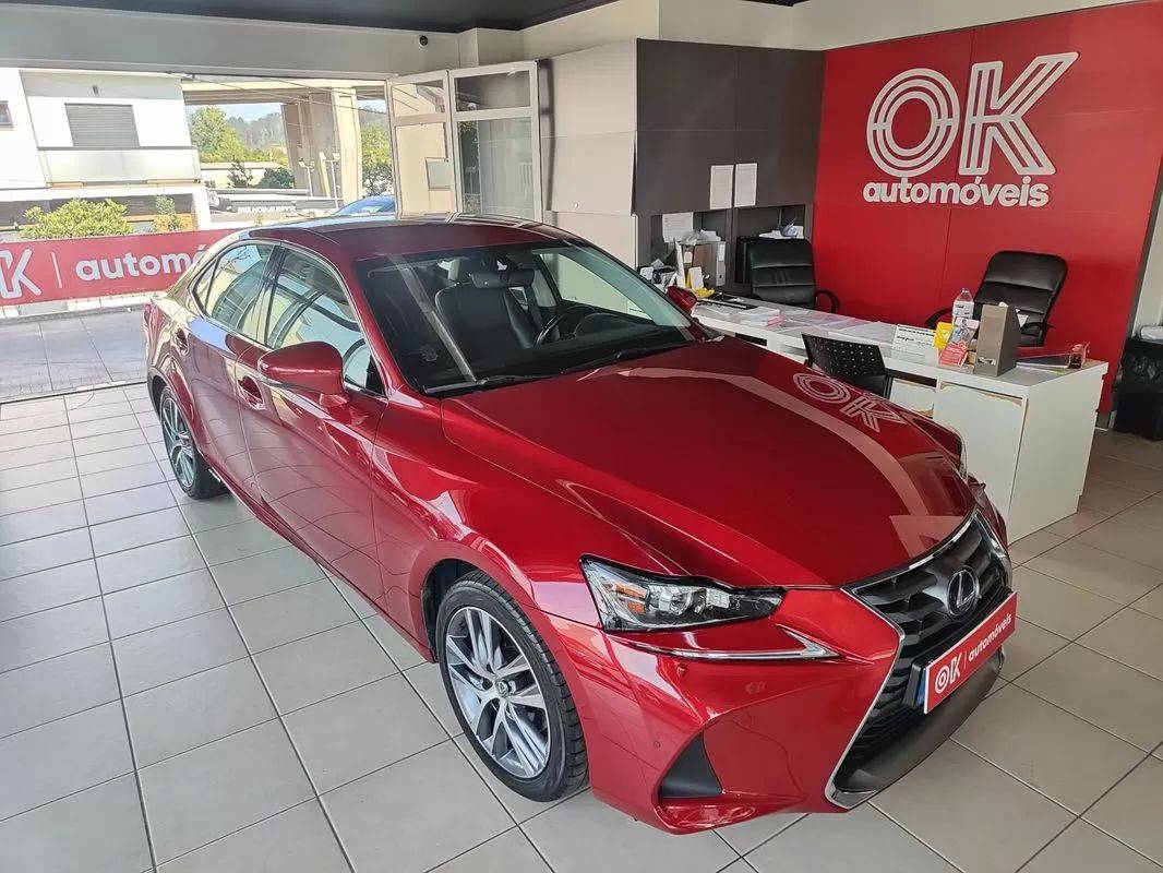 lexus-is-2017-hibrido-a-gasolina-2494cc