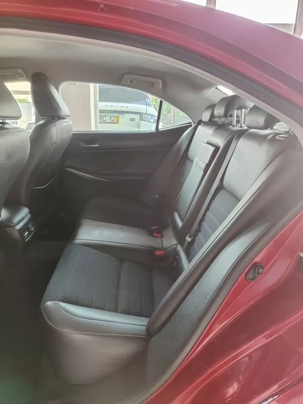 lexus-is-2017-hibrido-a-gasolina-2494cc