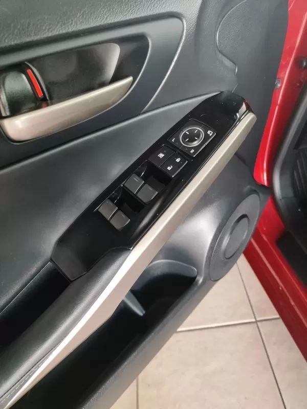 lexus-is-2017-hibrido-a-gasolina-2494cc