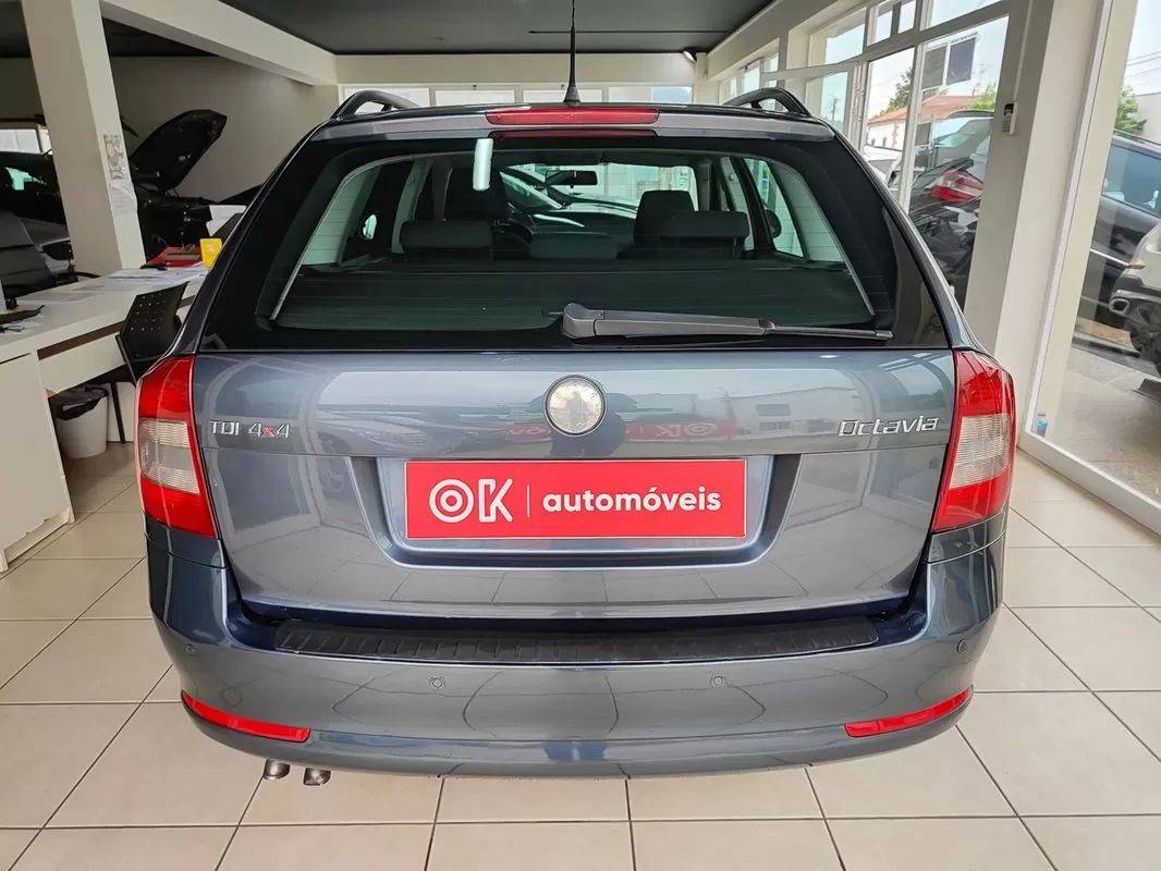 skoda-octavia-break-2010-diesel-1896cc