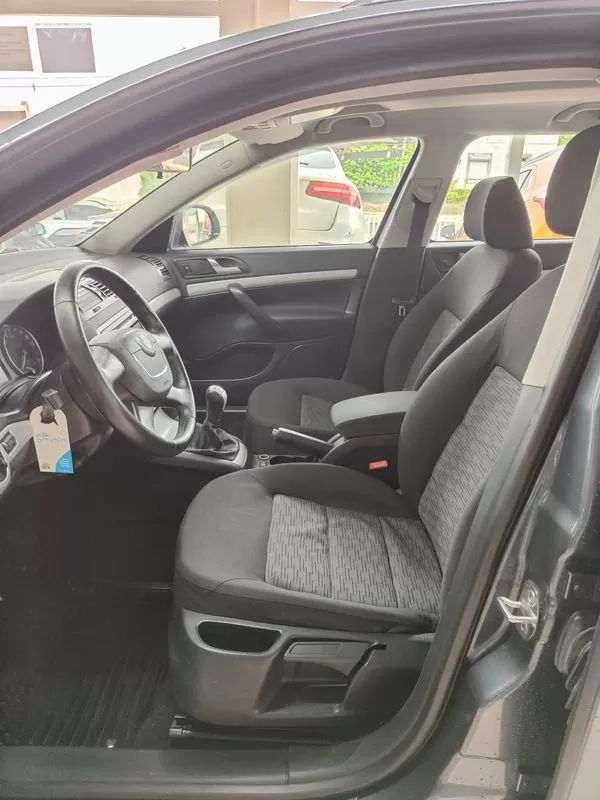 skoda-octavia-break-2010-diesel-1896cc