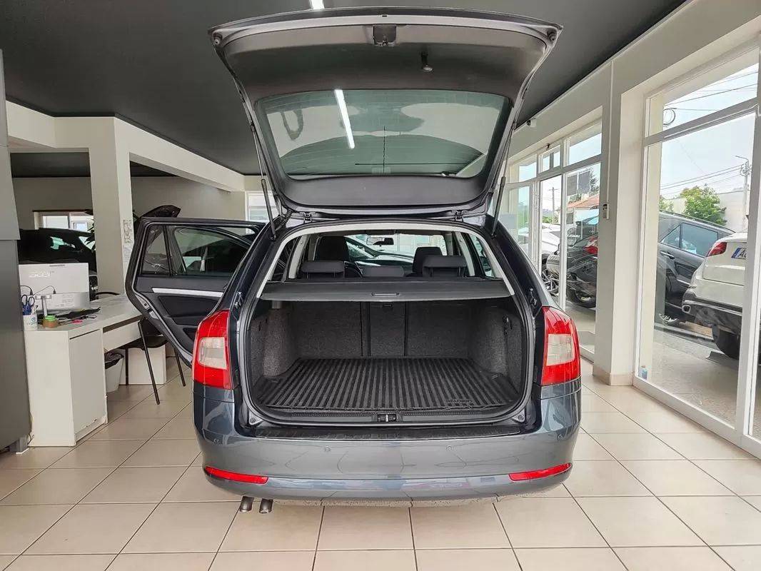 skoda-octavia-break-2010-diesel-1896cc