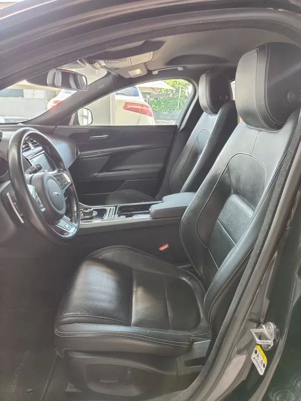 jaguar-xe-2017-diesel-1999cc