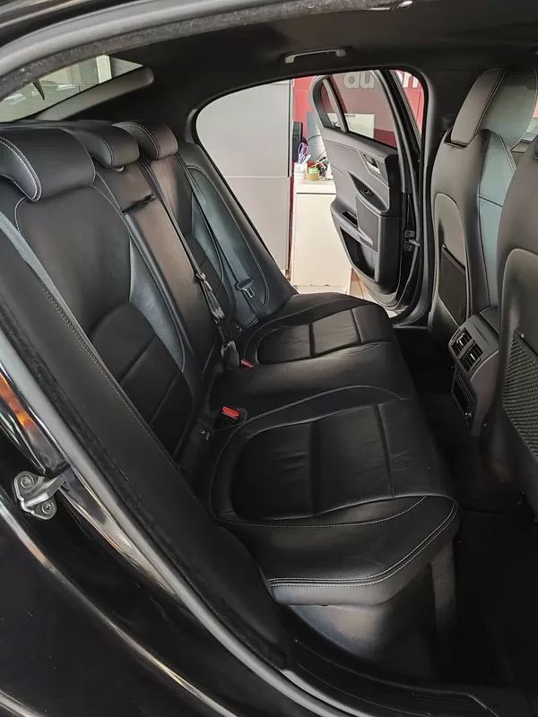 jaguar-xe-2017-diesel-1999cc
