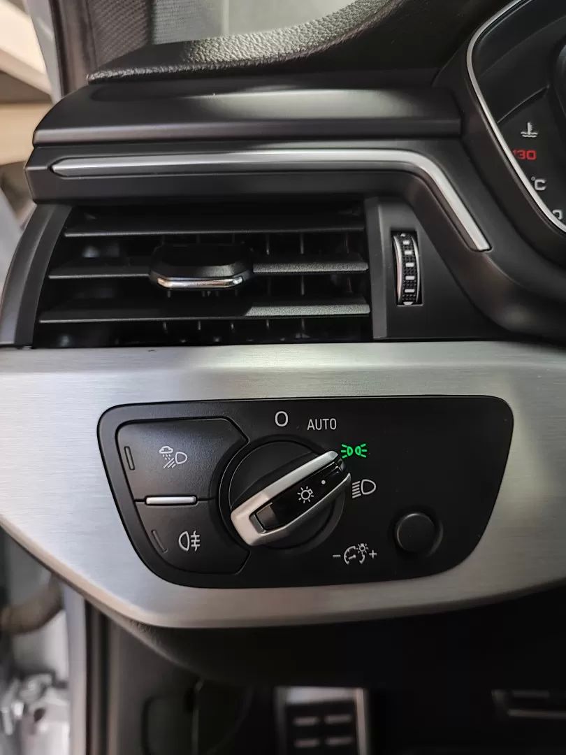 audi-a4-avant-2017-diesel-1968cc
