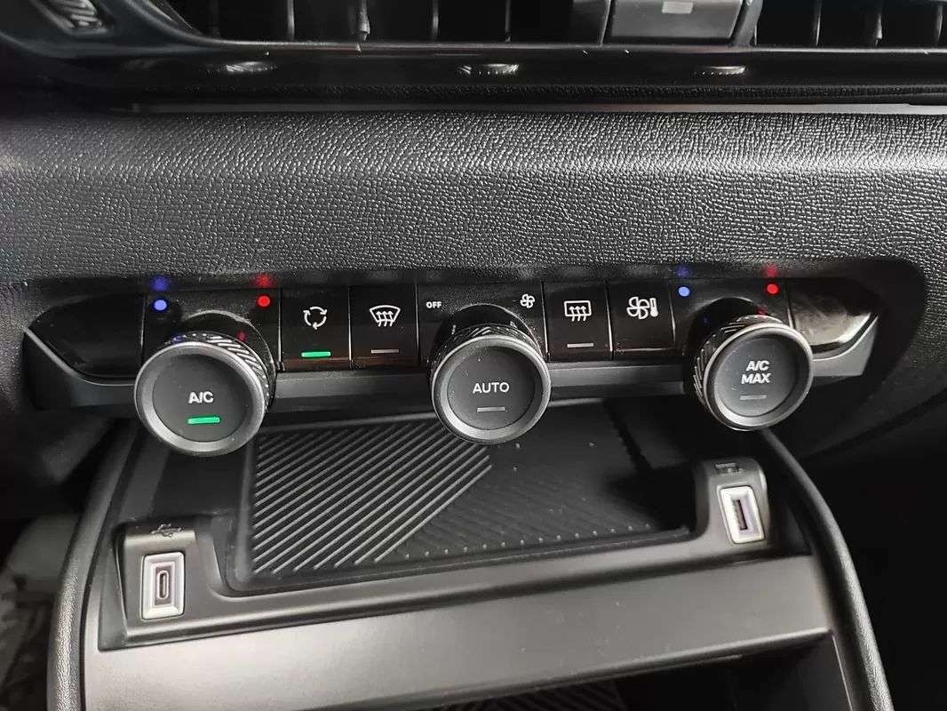 citroen-c4-2022-diesel-1499cc