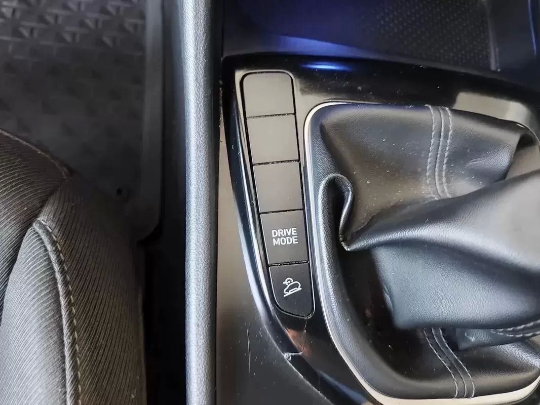 hyundai-tucson-2022-diesel-1598cc