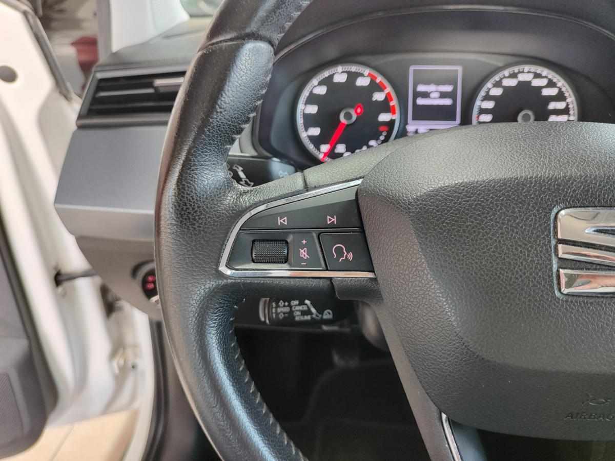 seat-arona-2021-gasolina-999cc