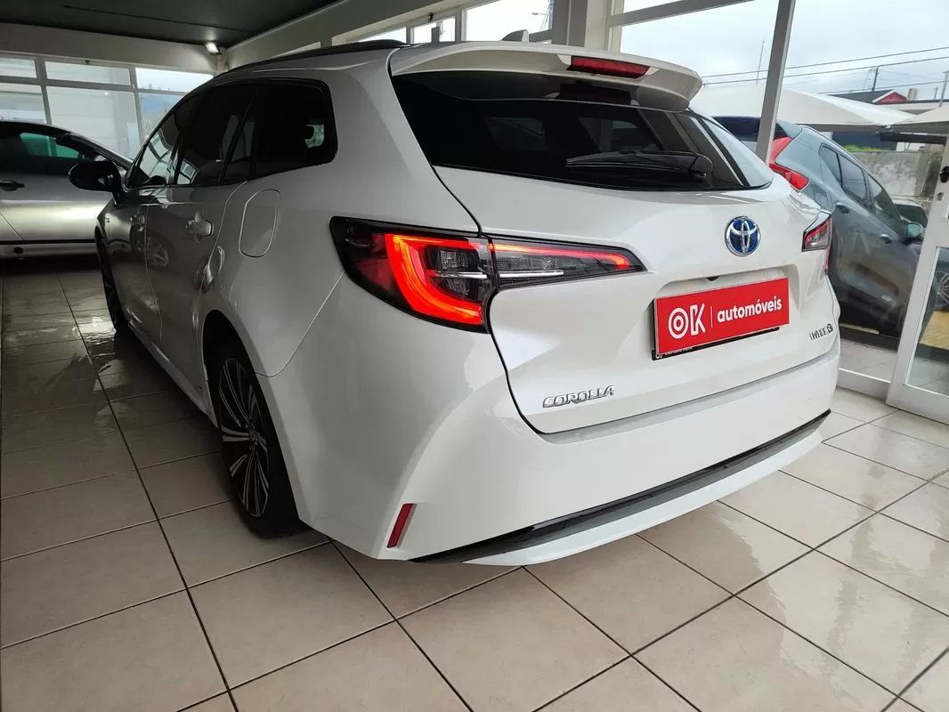 toyota-corolla-sw-2021-hibrido-a-gasolina-1798cc