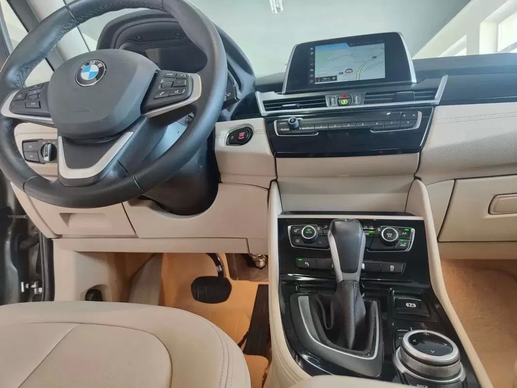 bmw-serie-2-2018-diesel-1496cc
