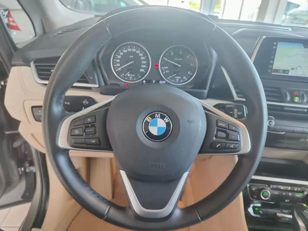 bmw-serie-2-2018-diesel-1496cc