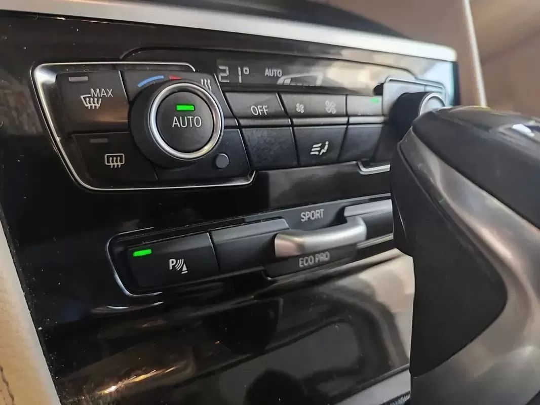 bmw-serie-2-2018-diesel-1496cc