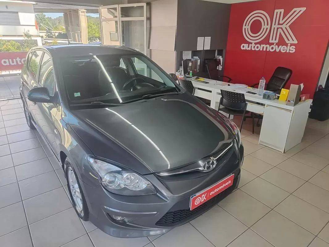 hyundai-i30-2011-diesel-1582cc